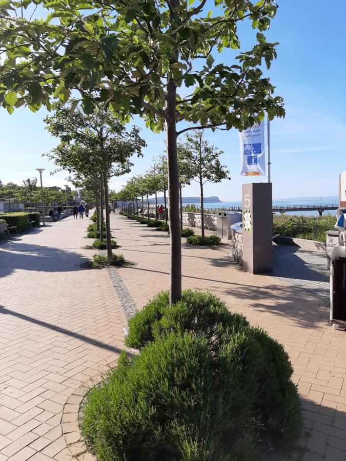 Ferienwohnungen Meerblick Herde Gohren Bagian luar foto